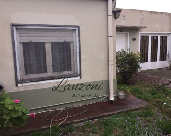 EN VENTA CASA 