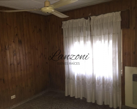 EN VENTA CASA 